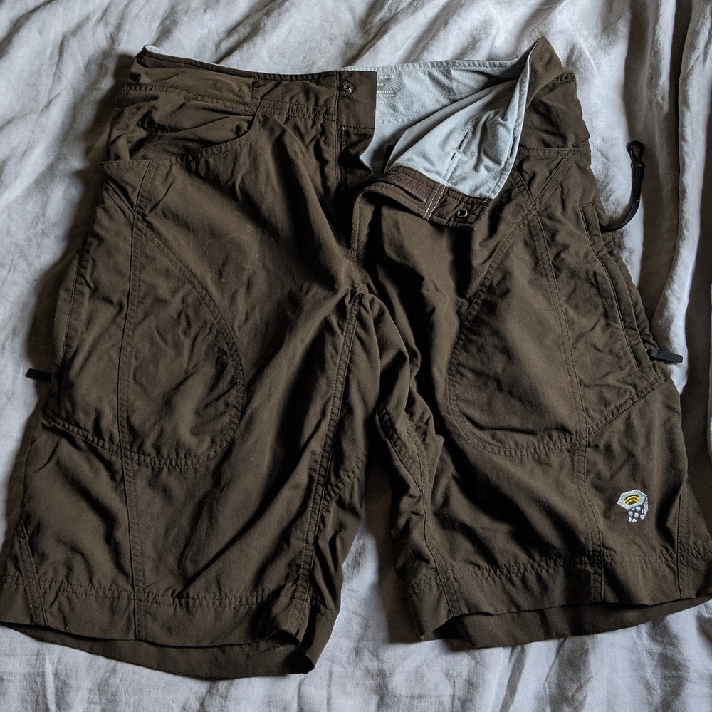 Mountain hardwear hiking shorts